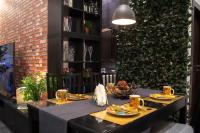 Relax & Enjoy Time w/ Mahrous Houses 2BR/3BA/Office/Kitchen /Living/Dining & Dressing Rooms - B&B Riyad