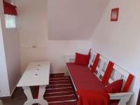 Holiday home in Balatonmariafürdo 40806 - B&B