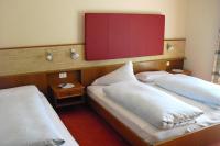 Dreibettzimmer