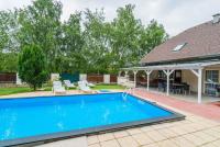 B&B Siófok - Holiday home in Siofok/Balaton 35459 - Bed and Breakfast Siófok