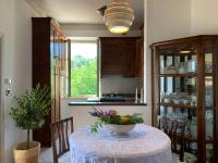 Apartment with Garden View