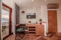 Deluxe Double Room with Side Sea View