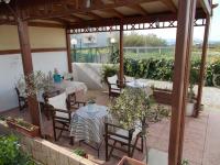 One-Bedroom Apartment with Balcony