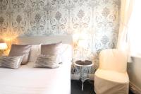 Rm 10 Double Room - Third Floor