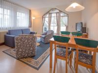 Dünenpark Binz - Komfort Ferienwohnung mit 2 Schlafzimmern und Balkon im Dachgeschoss 260 - Chambres d’hôtes Ostseebad Binz