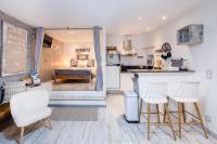 Un Cottage Alpin chaleureux dans le coeur d Annecy avec 2 vélos - B&B Annecy