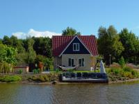 B&B Westerbork - Spacious Holiday Home with Swimming Pool near Sea in Vodnjan - Bed and Breakfast Westerbork