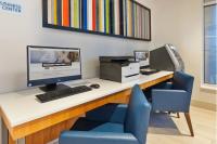 Holiday Inn Express & Suites Jersey City - Holland Tunnel, an IHG Hotel