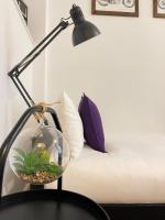 Central Located Two Bedroom Suite - Chambres d’hôtes