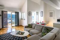 SUMMER NIGHT APARTMENT by DuHomes - Bed and Breakfast Dubrovnik
