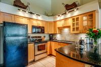 Greystone Lodge 404 Ski-in Out - B&B Whistler