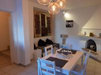 Villa Aspros - traditionell, ruhig und strandnah - Ferienwohnung Liapádes