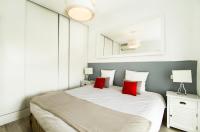 Superior One-Bedroom Apartment