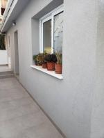 Modern & Cozy Studio w/ Backyard Near City Center - B&B Limassol