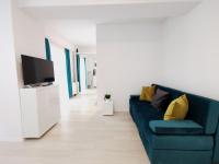 ALMA Distrikt - B&B Mamaia