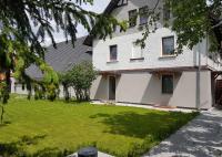 Apartment mit Gartenblick