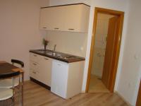 Studio (2 Adults)