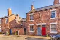 Chester City Centre Cottage, Sleeps 6 with FREE Parking - B&B Chester