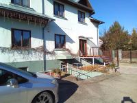 Doppel-/Zweibettzimmer mit eigener Terrasse