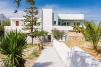 Adelhome - Sea view & walking distance to beach! - Bed and Breakfast Adelianós Kámpos