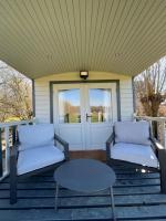 Studio mit Gartenblick