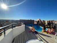 LitStay Brasil con cochera, pileta y asadores - B&B Córdoba