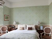 Kamer met Kingsize Bed