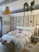 Chambre Lit Queen-Size - Vue sur Jardin
