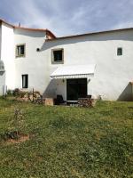 A Quinta da Colina Adega - B&B Castanheira de Pera