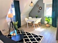 Central-Modern, The Fine Wine near MTU by Lakescape FeWos - Ferienwohnung Friedrichshafen