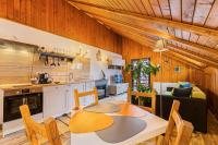 Snug Apartments - Private Parking near DownTown - B&B Braşov