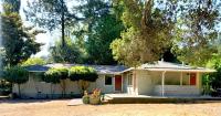 Reflections! Seasonal Dock & Kayaks!! Hot Tub!! Fire Table! BBQ! HUGE yard! Horseshoes! Dog Friendly! - Chambres d'hôtes Guerneville