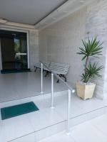 Apartamento com sacada frente ao mar - B&B Praia Grande