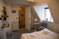 Doppelzimmer mit eigenem Bad im Haus des Gefängnisinspektors