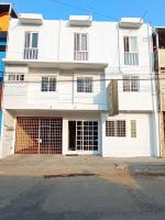 Altabrisa - Deportiva Departamento cómodo y silencioso 2 habitaciones - B&B