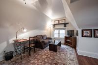 Superior Queen Room (NW Loft)