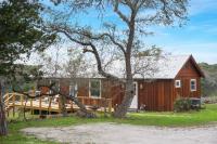B&B Wimberley - Burnett Ranch Cabins- Prickly Pear - Bed and Breakfast Wimberley
