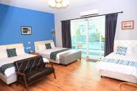Quadruple Room with Balcony