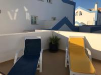 Casa Tedi, Alto do Perogil, Tavira - 3 Bedroom, 3 Bathroom villa, large Pool, exquisite Gardens & Air-conditioning - Chambres d'hôtes Tavira