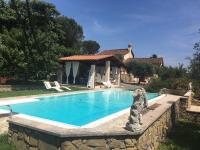 Podere Belvedere - Villa with private swimming-pool - B&B Carmignano