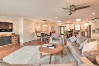 B&B Mooresville - Waterfront Home with Private Beach on Lake Norman! - Bed and Breakfast Mooresville