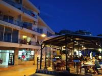 Apartmani Orange Dreams - Chambres d’hôtes Sutomore