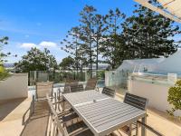 Picture Point Penthouse 11 - Private Rooftop Spa - B&B Noosa