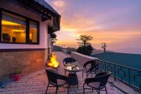 B&B Mussoorie - StayVista at Cottage in the Clouds with Heater & Bonfire - Bed and Breakfast Mussoorie