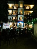 Wave Morjim Hotel - B&B Morjim