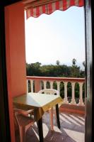 Appartamento con 2 Camere da Letto e Balcone