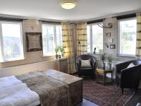 Camera Familiare con Bagno in Comune