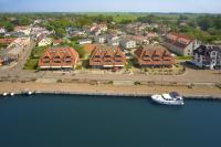 hafennahe Ferienwohnung mit Balkon und Meerblick - Hafenhäuser Wiek Wohnung 15 - Ferienwohnung