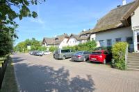 Strandhaus Mönchgut Ferienwohnung 09 mit Sauna- und Schwimmbadnutzung im AHOI Sellin - Chambres d'hôtes Lobbe