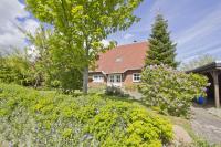 Ferienhaus Gisela Ferienwohnung Vilmblick - B&B Neuendorf